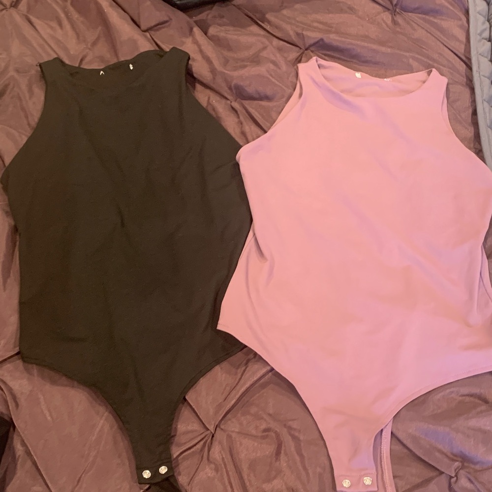 2 Sleeveless One-Piece Bodysuits in Black and Purple